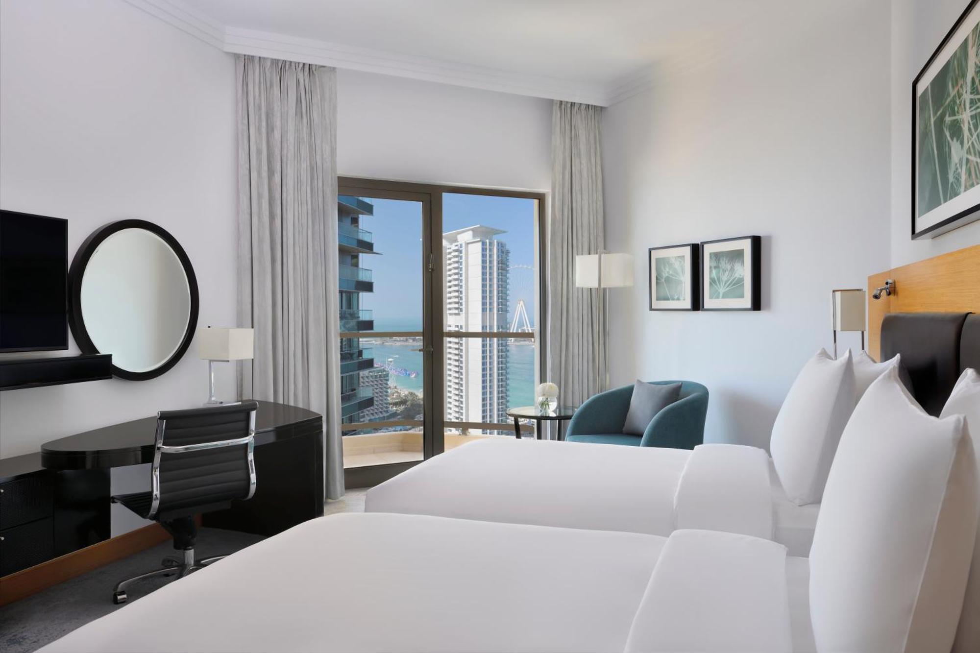 Moevenpick Hotel Jumeirah Beach Дубай Екстериор снимка